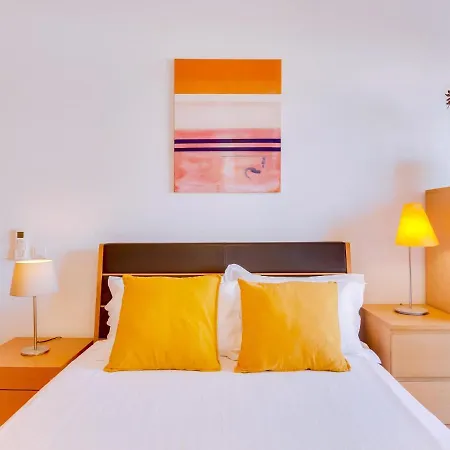 Al - Terrace Penthouse Quarteira