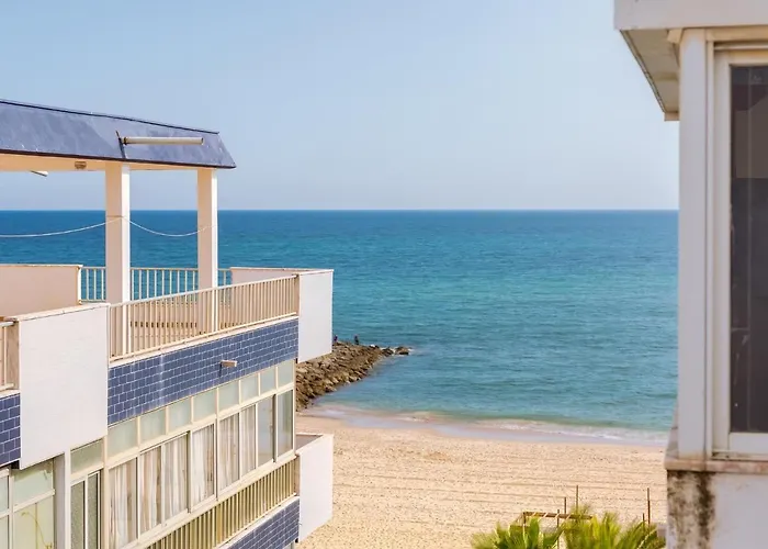 Al - Terrace Penthouse