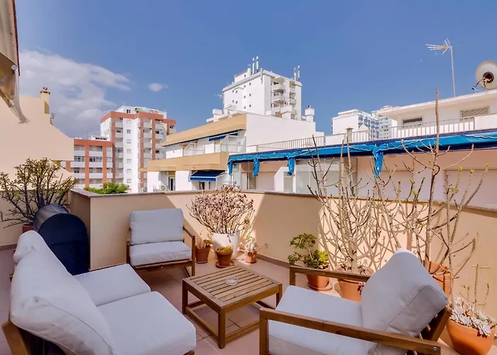 Al - Terrace Penthouse